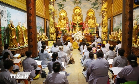 Phat Tich Pagoda preserves Vietnamese spirit in Vientiane